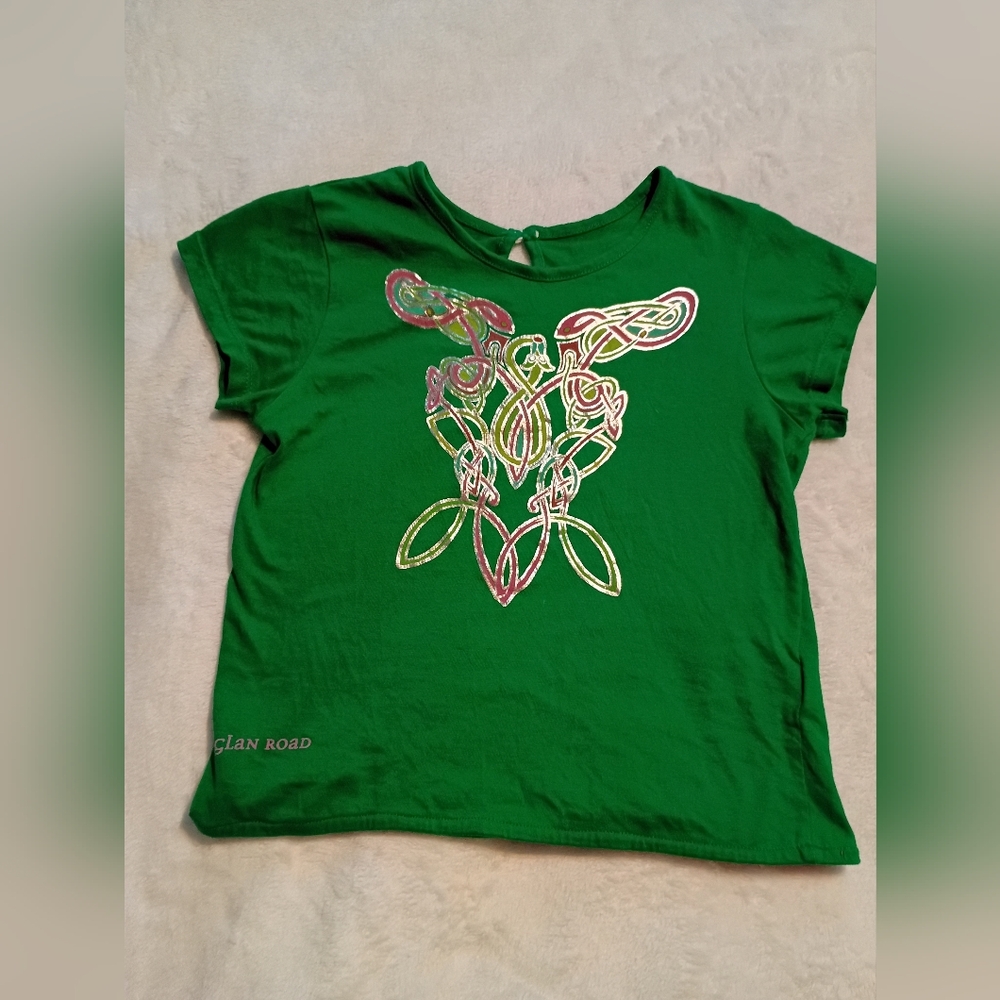 Disney Springs Raglan Road Green Kids Short Sleeve Tee Size 9/10